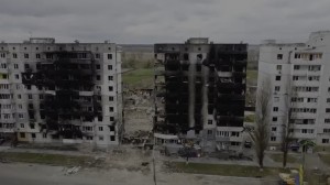 Palazzi distrutti dalle bombe a Borodjanka